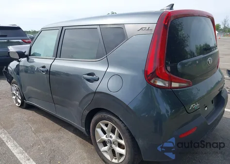 2021 Kia Soul S z USA, uszkodzony, nr VIN KNDJ23AU9M7750480